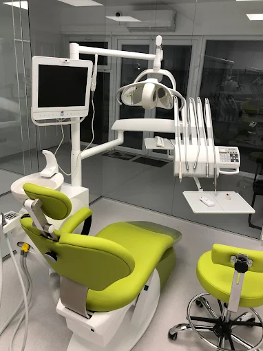 AIO Dental Clinic1