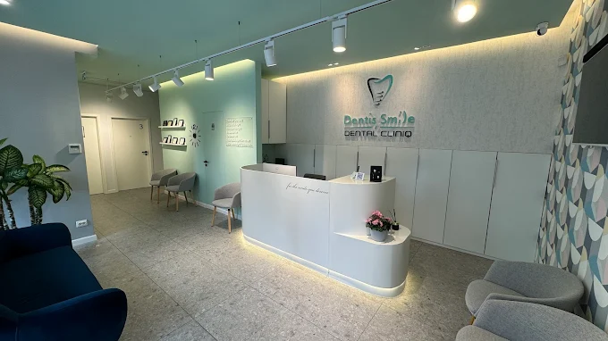 Dentis Smile Cliniq5